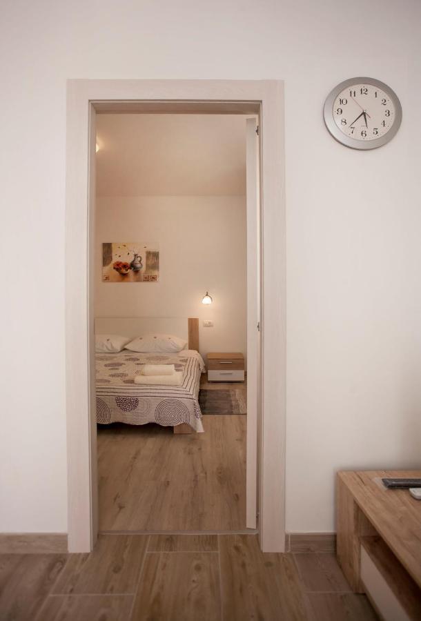 Apartmani Dragica Ровинь Экстерьер фото