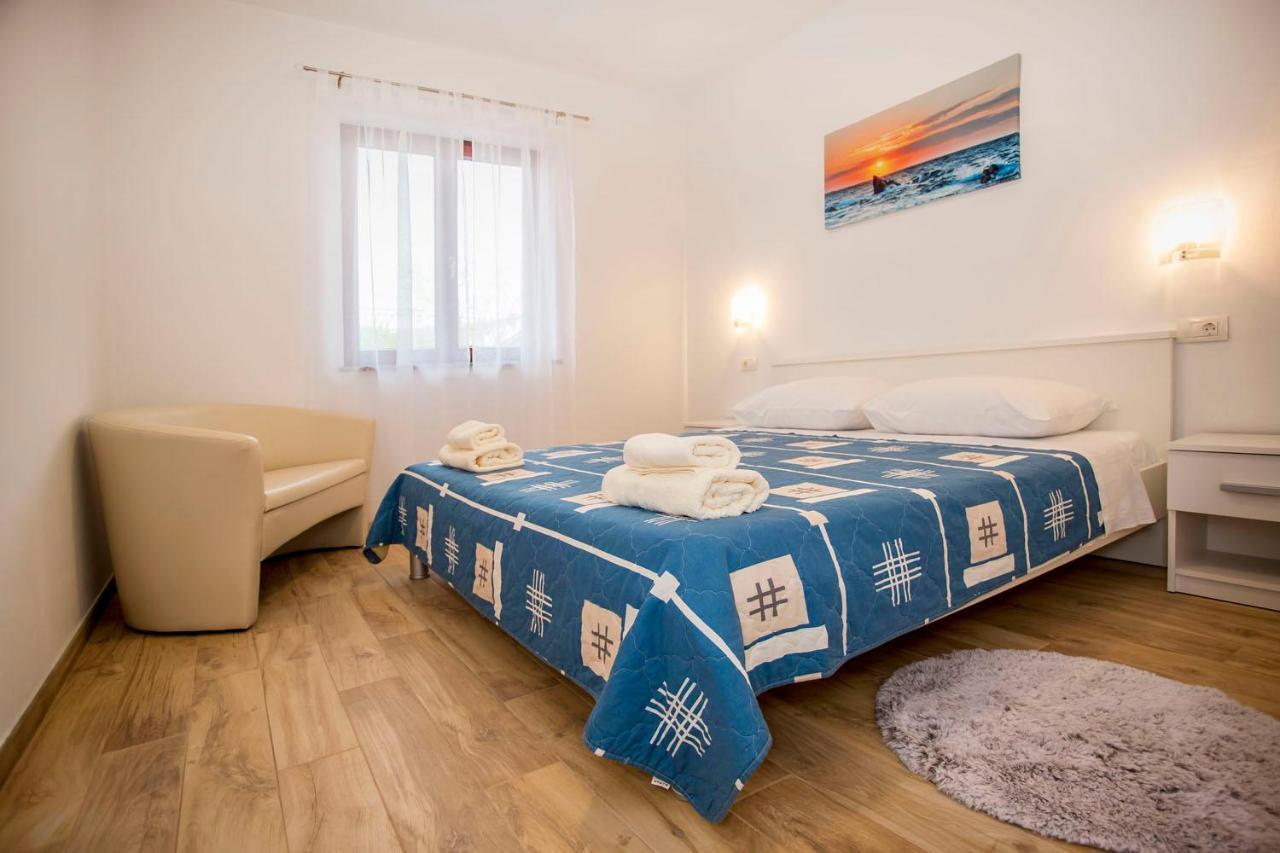 Apartmani Dragica Ровинь Экстерьер фото