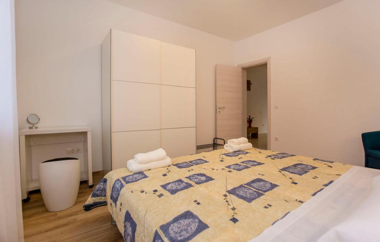 Apartmani Dragica Ровинь Экстерьер фото
